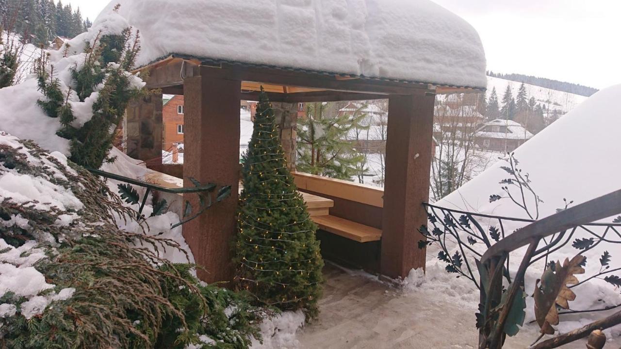 Hotel Любе Yablunytsya Exterior foto