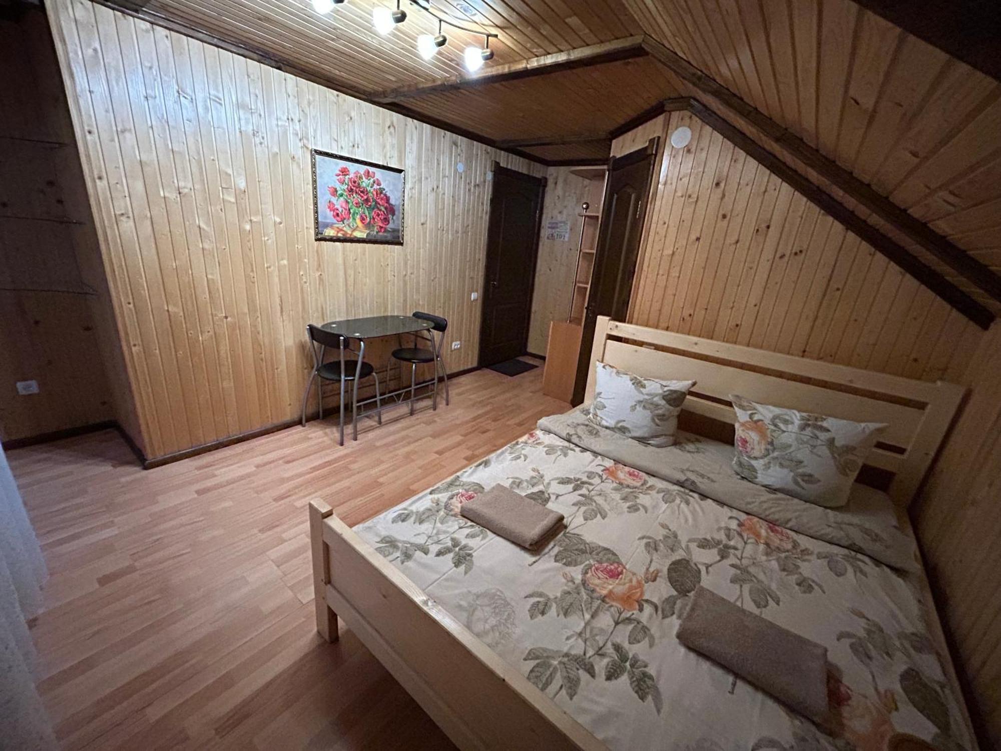 Hotel Любе Yablunytsya Exterior foto