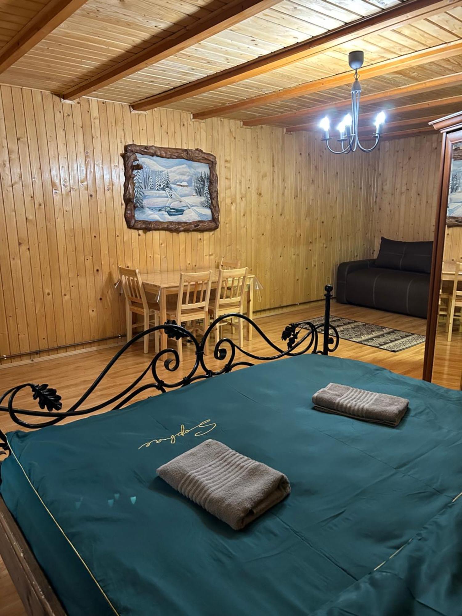 Hotel Любе Yablunytsya Exterior foto